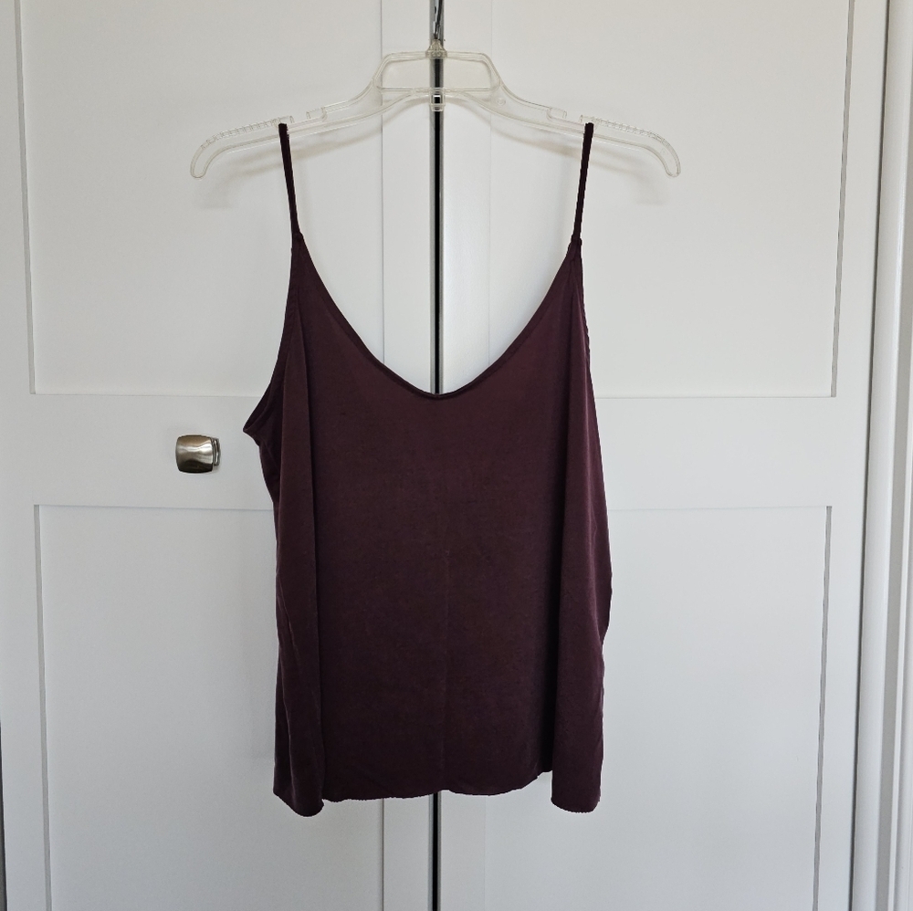 Me to We spaghetti strap tank top size L